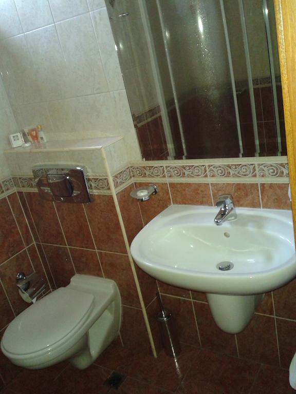 Hotel Perperikon Kŭrdzhali Oda fotoğraf