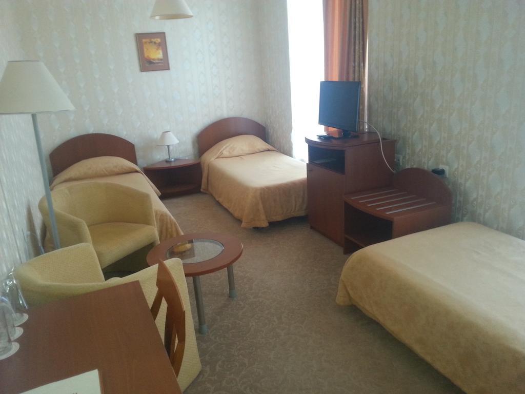 Hotel Perperikon Kŭrdzhali Oda fotoğraf