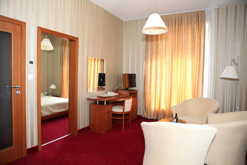 Hotel Perperikon Kŭrdzhali Oda fotoğraf